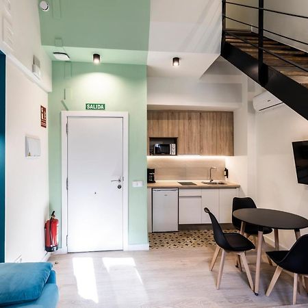 Apartamentos Turisticos De La Bernarda Caceres Bagian luar foto