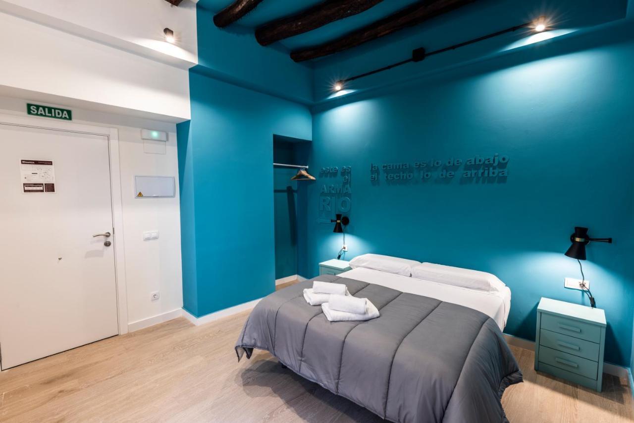 Apartamentos Turisticos De La Bernarda Caceres Bagian luar foto